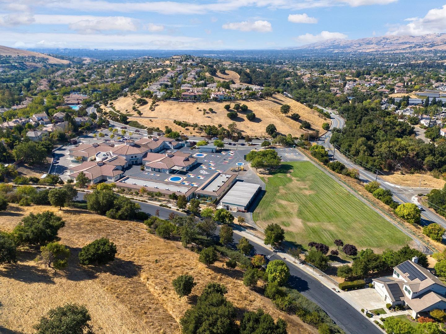 5878 Country Club PKWY