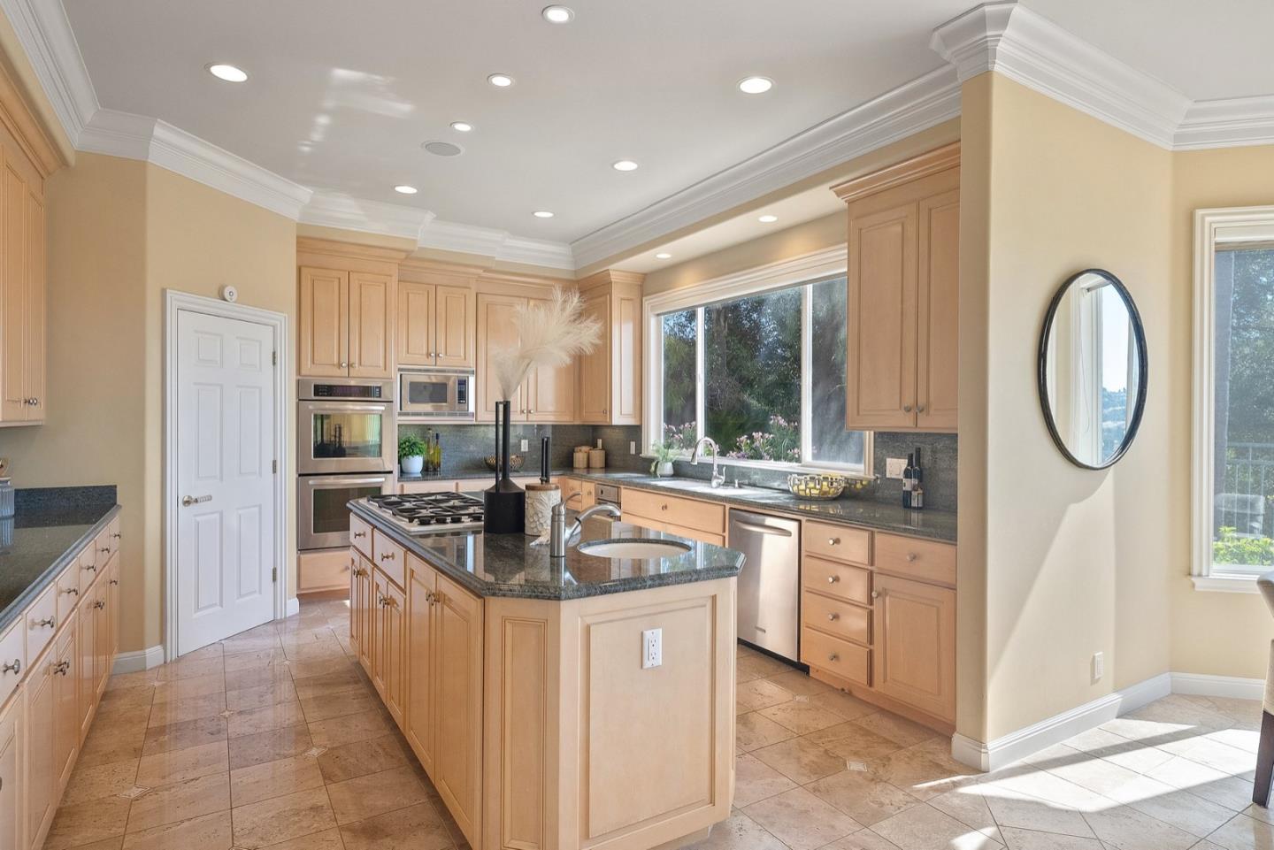 5878 Country Club PKWY