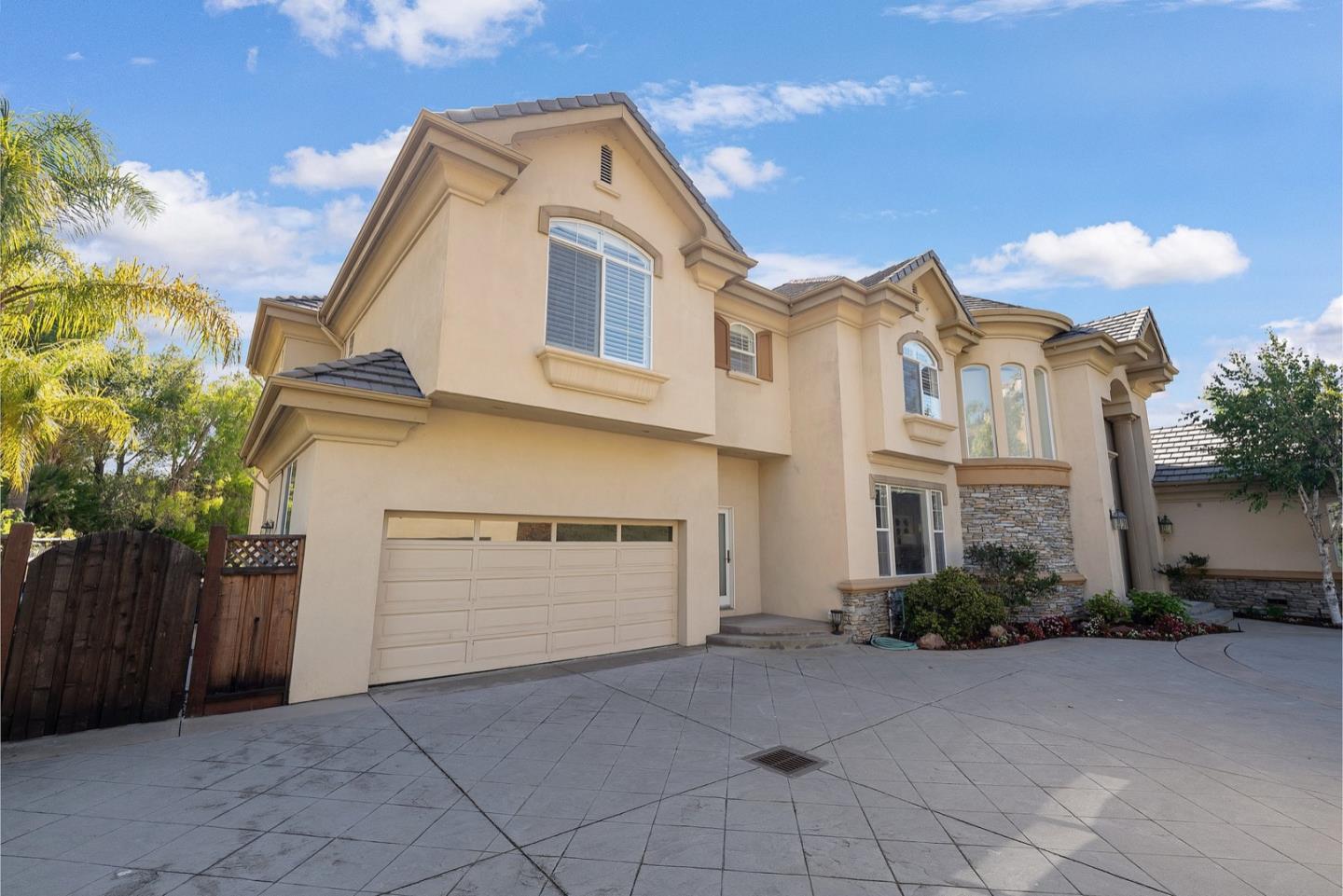 5878 Country Club PKWY