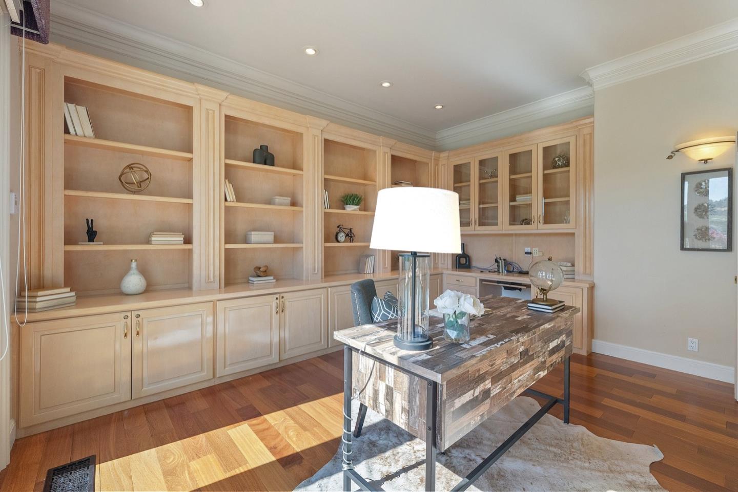 5878 Country Club PKWY