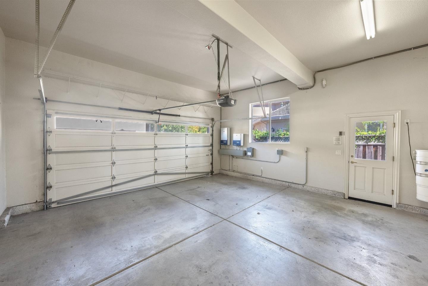 5878 Country Club PKWY