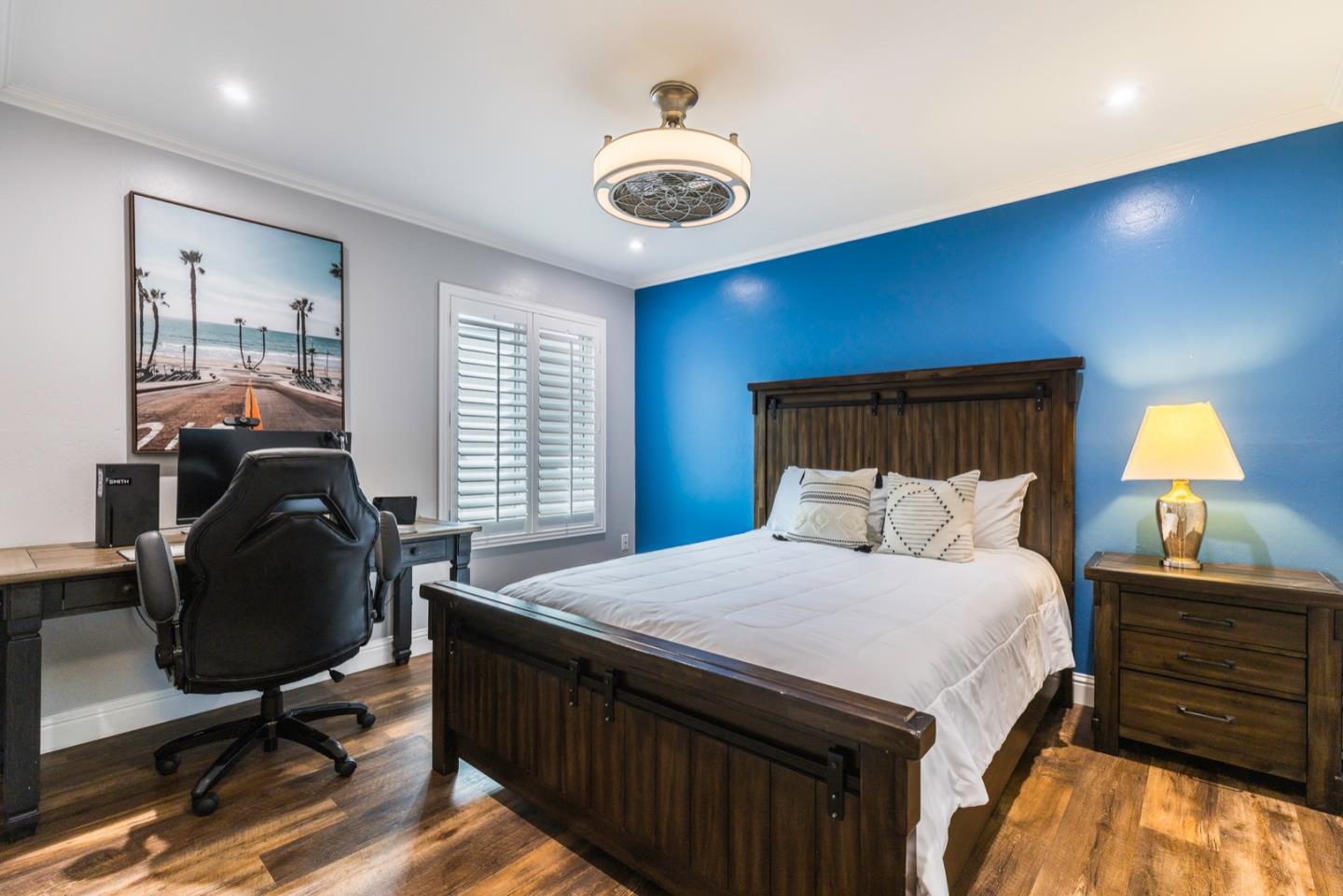 1898 Meridian AVE 7