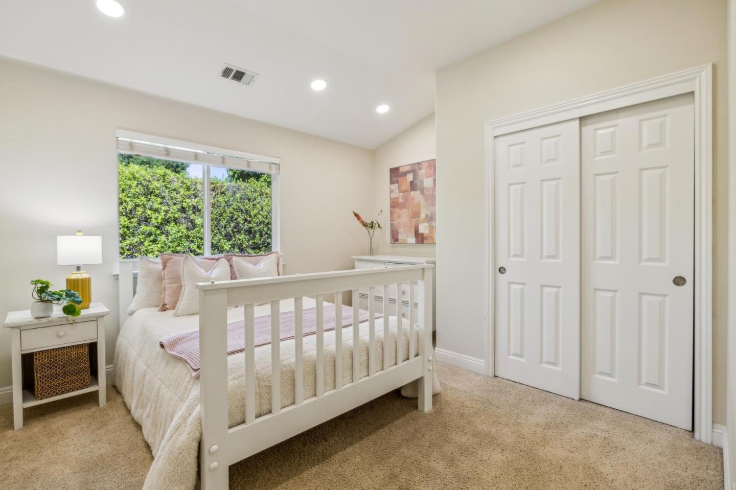 2031 Farndon AVE