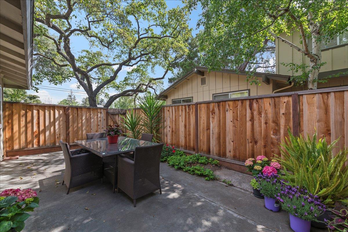 99 Sherland Avenue A