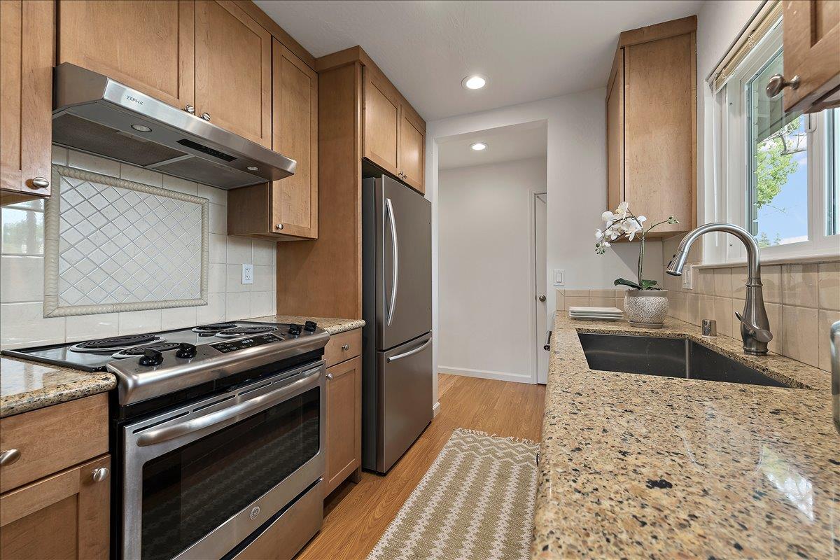 99 Sherland Avenue A