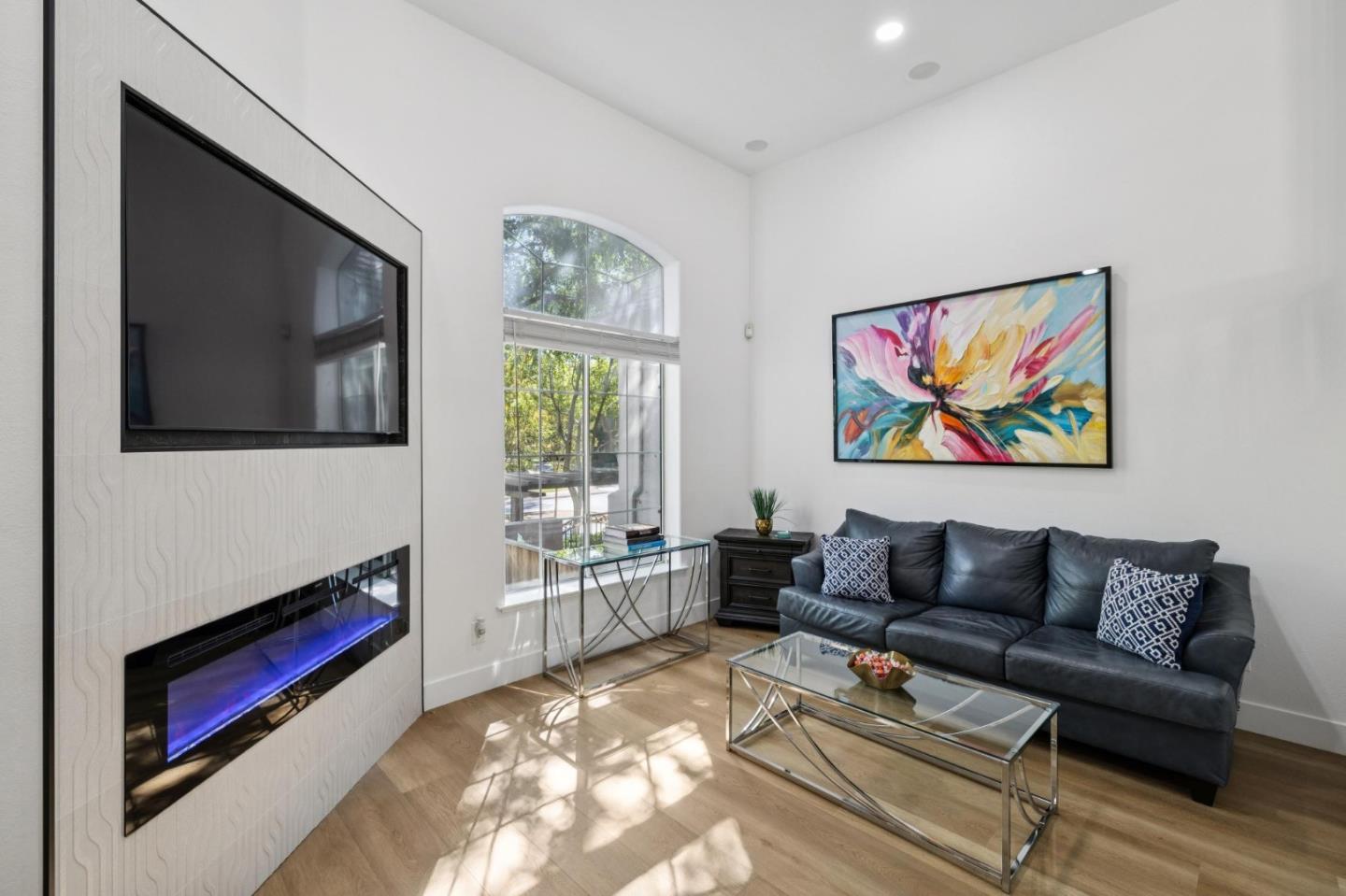 3048 Brunetti Way