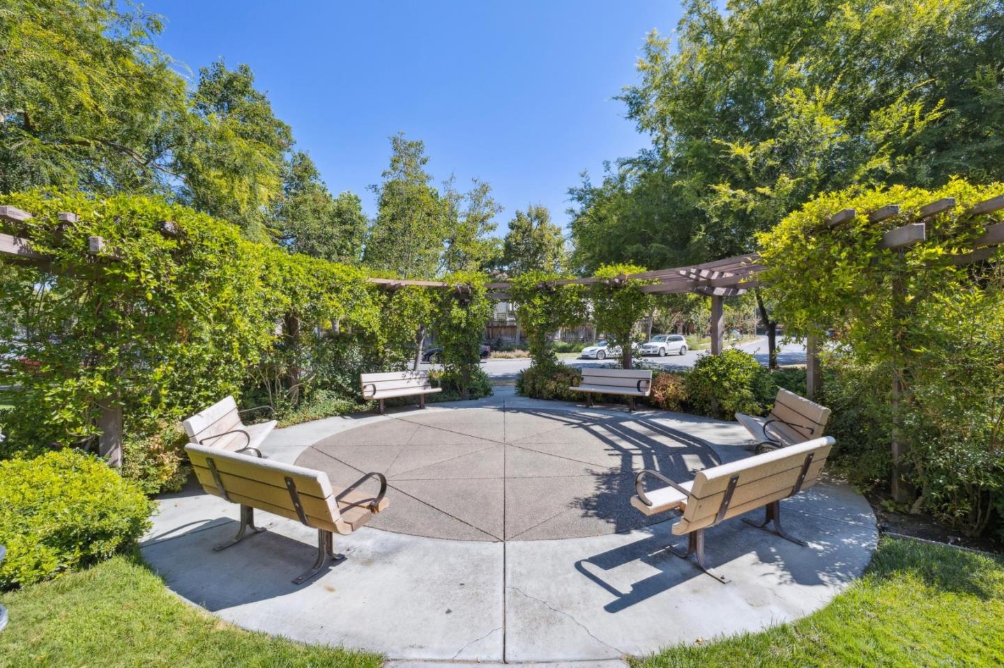 3048 Brunetti Way