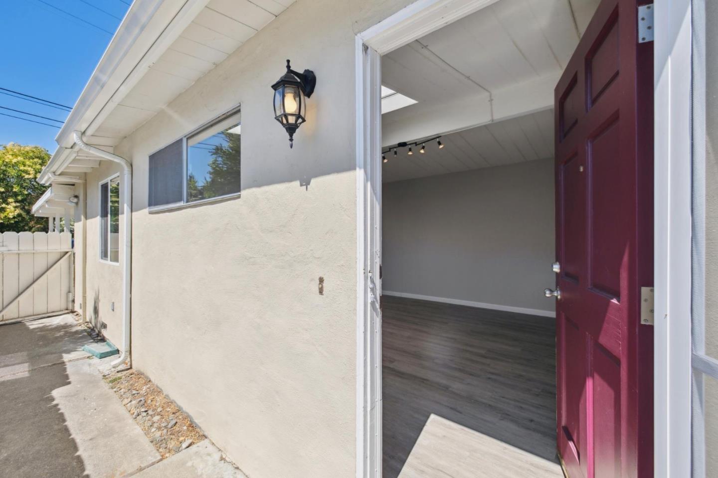 3271 Alma Street