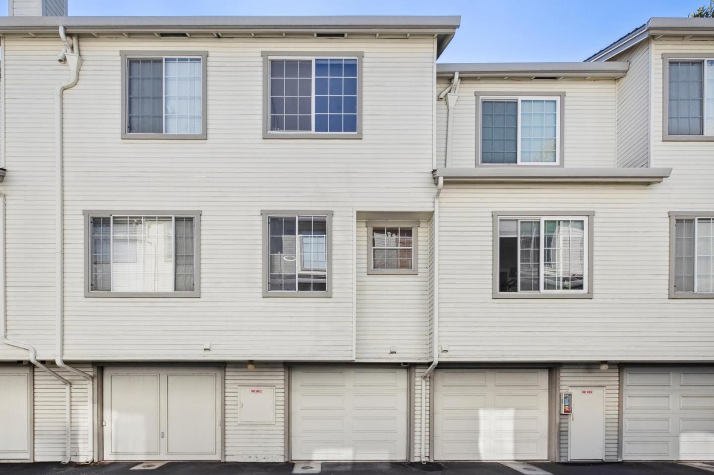 968 Belmont Terrace 7