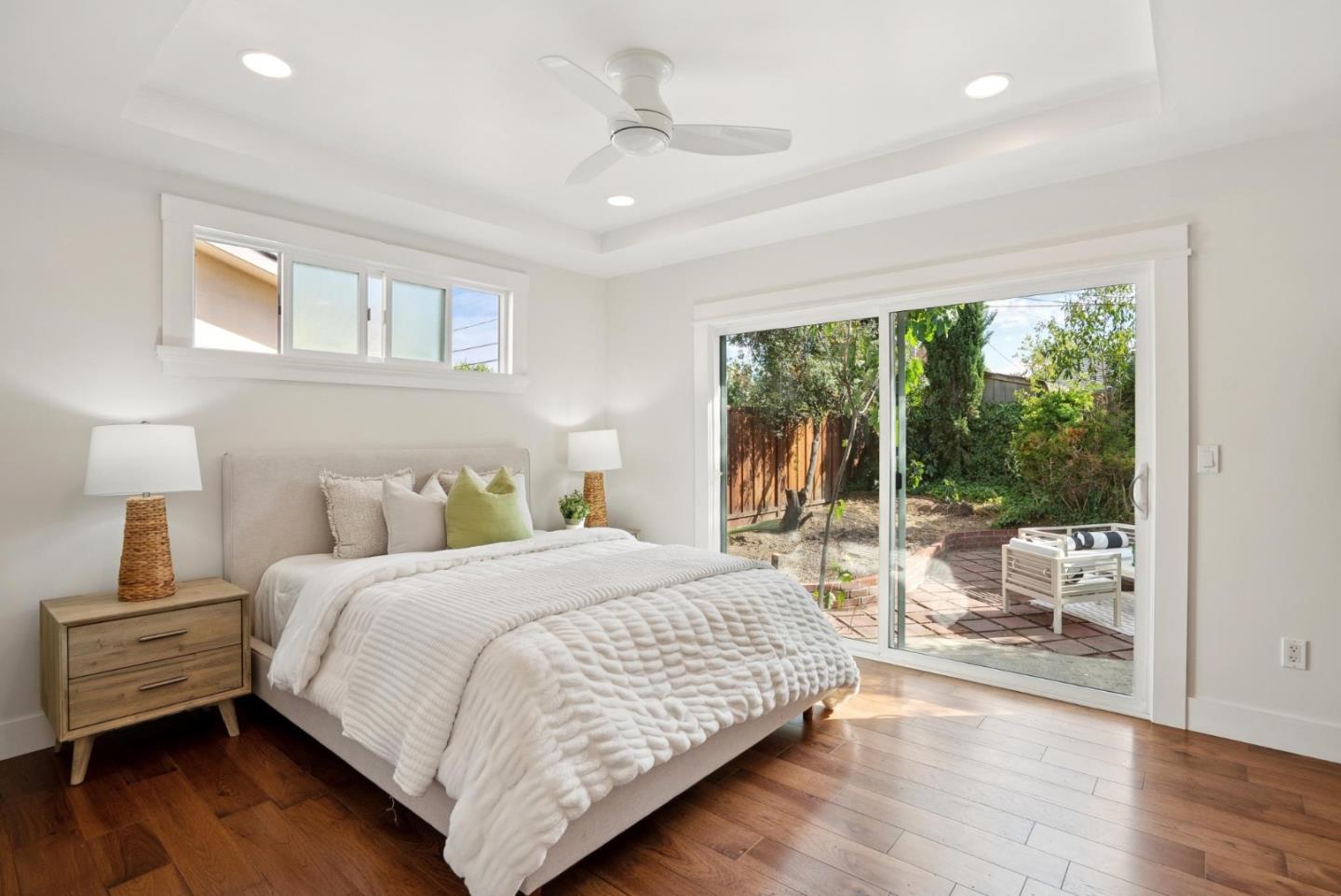 4626 Moorpark Avenue