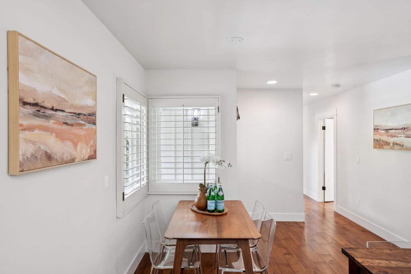 4626 Moorpark Avenue