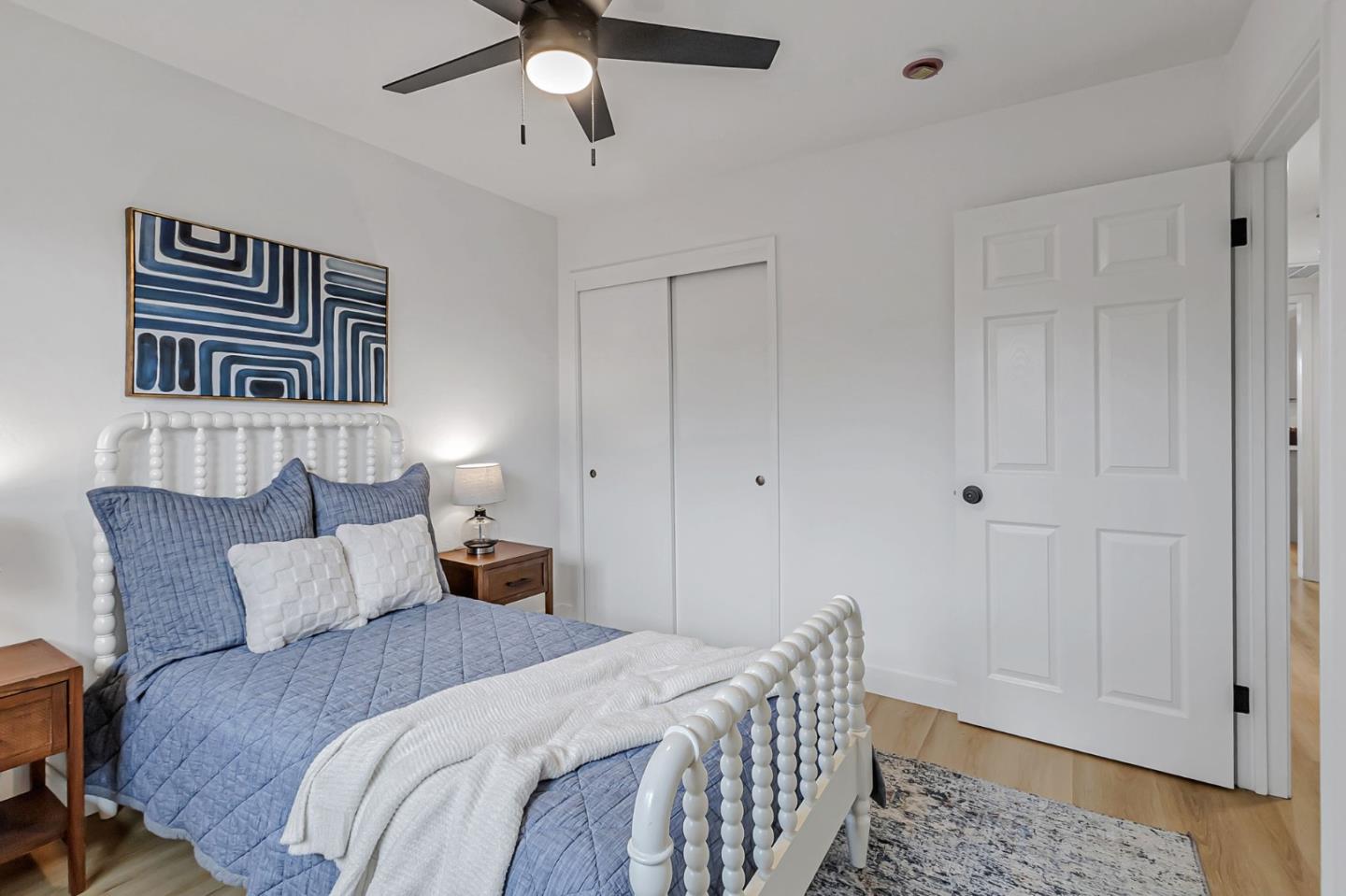 1886 Bernice Way
