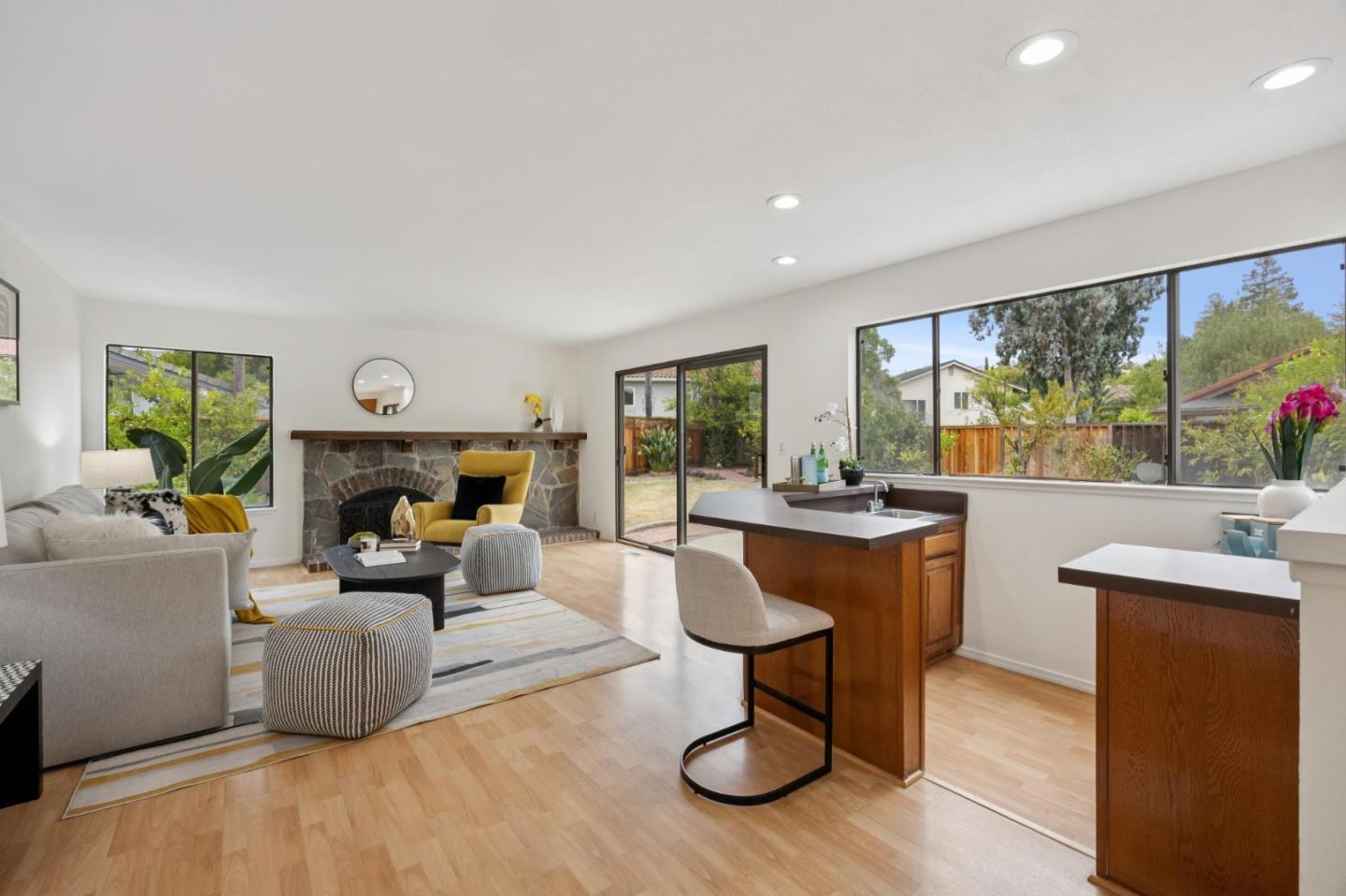 44520 Mesquite Court