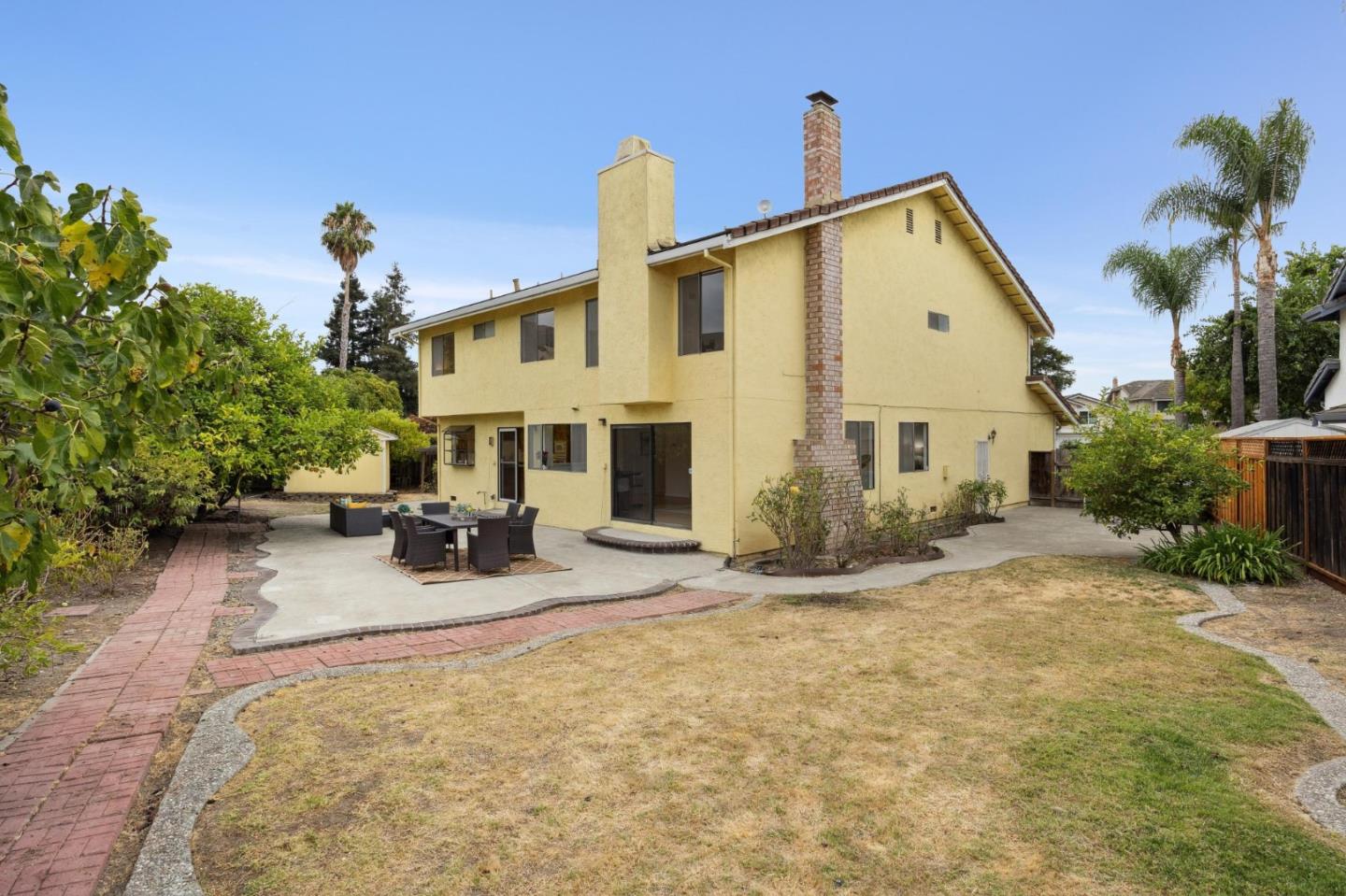 44520 Mesquite Court
