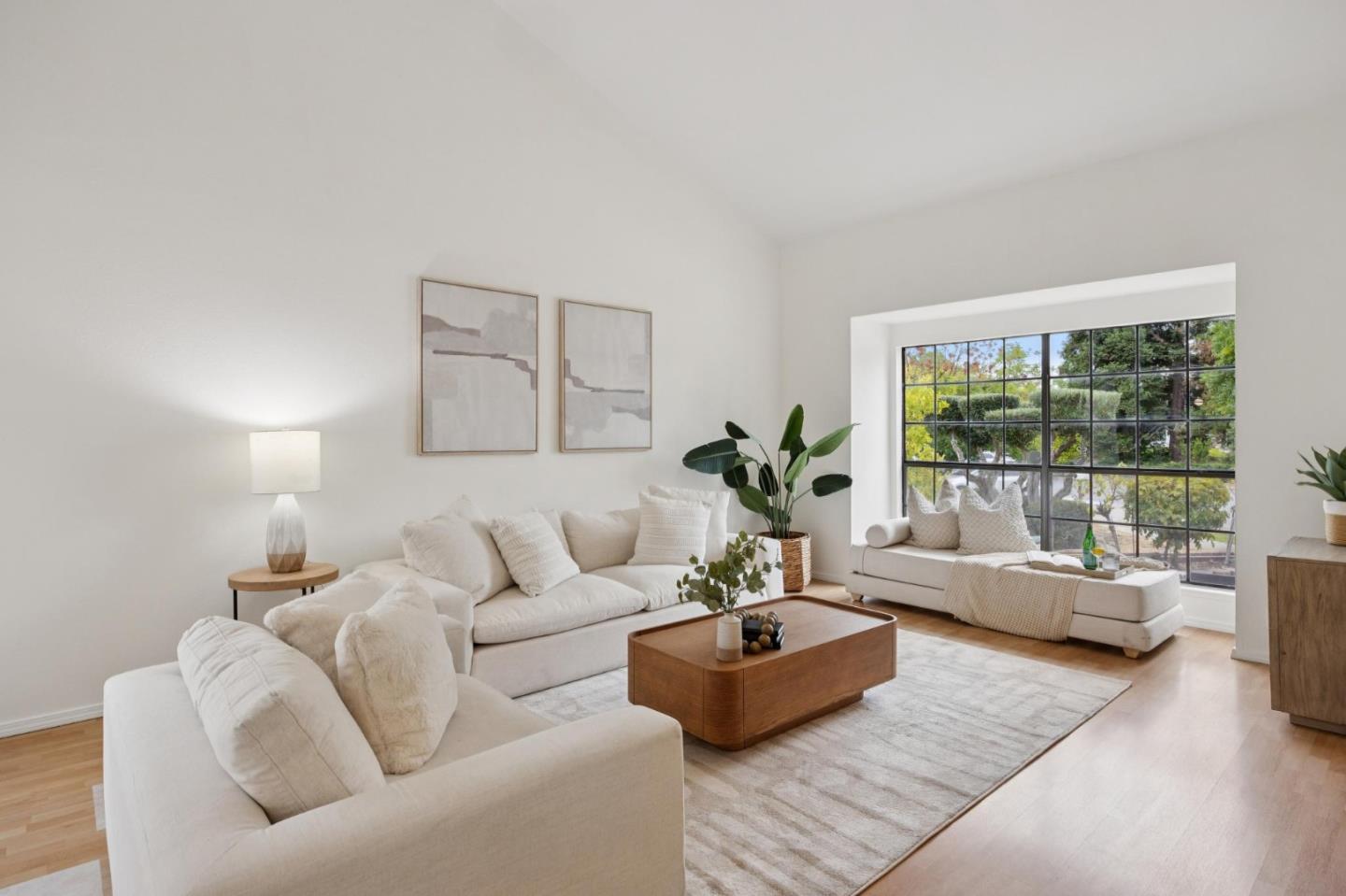 44520 Mesquite Court