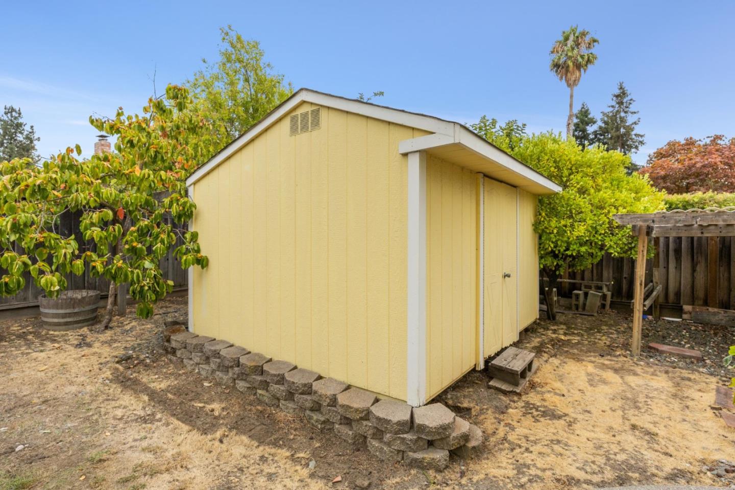 44520 Mesquite Court