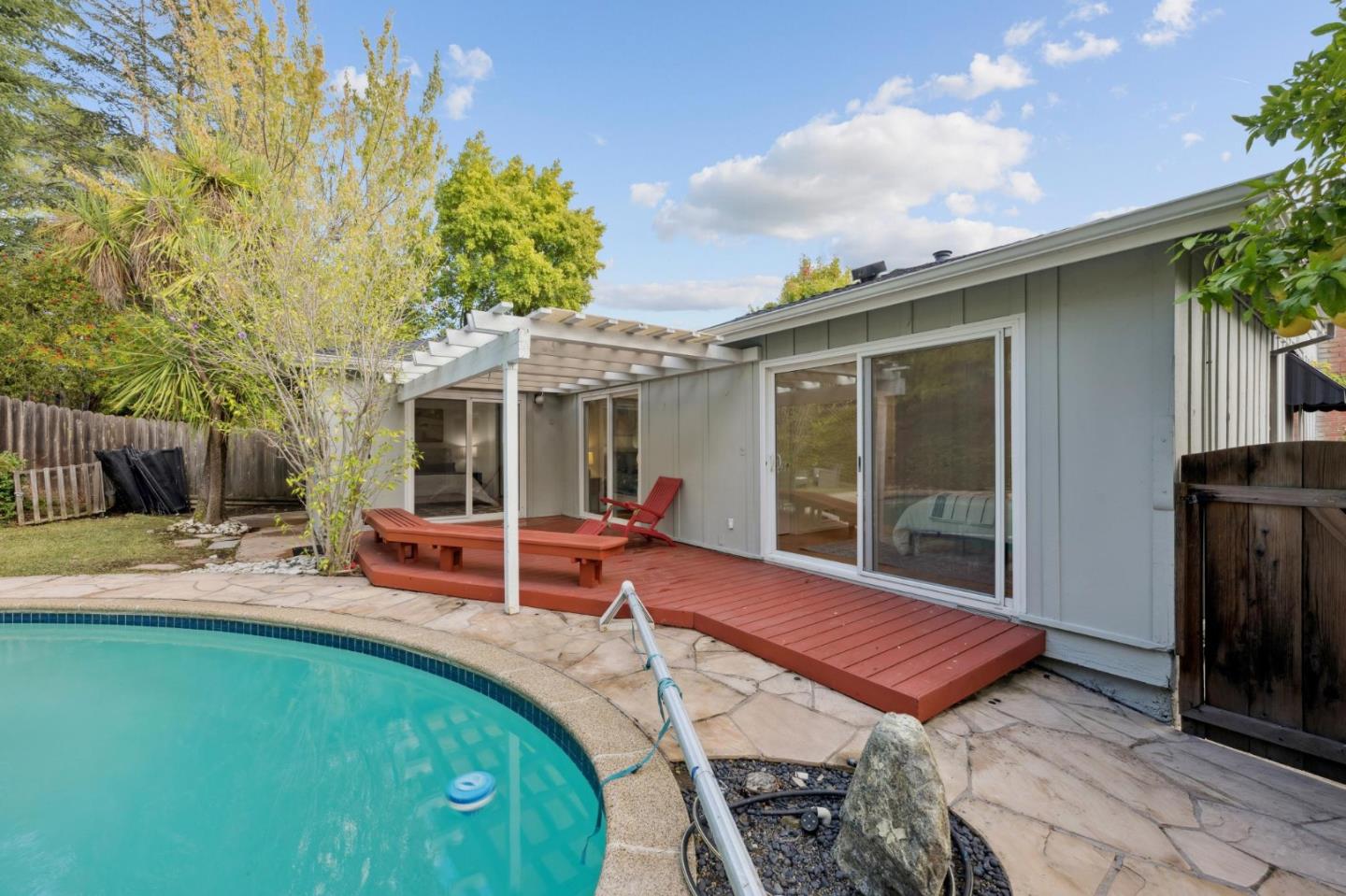 723 Canyon Road