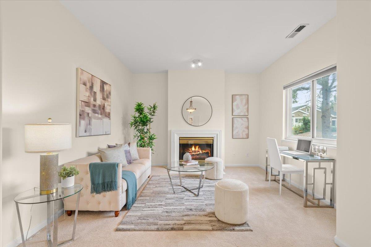 1436 Sandringham Way