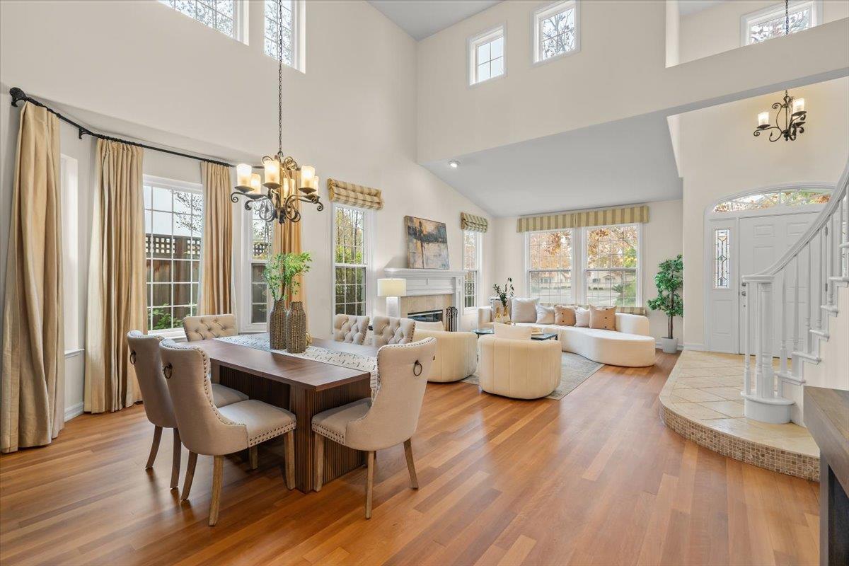 1436 Sandringham Way