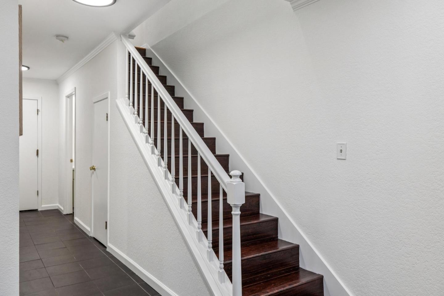 1303 Victoria Terrace