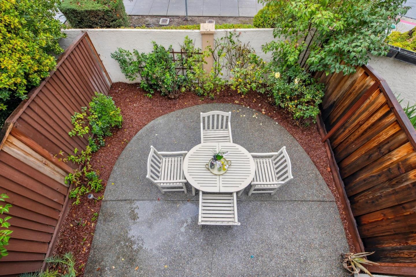 1303 Victoria Terrace