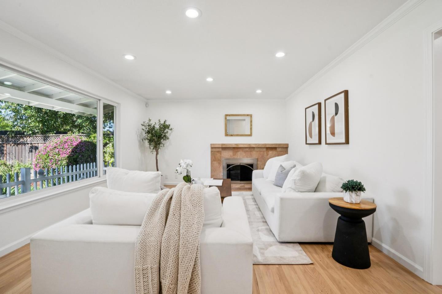 4893 Clarendon Drive