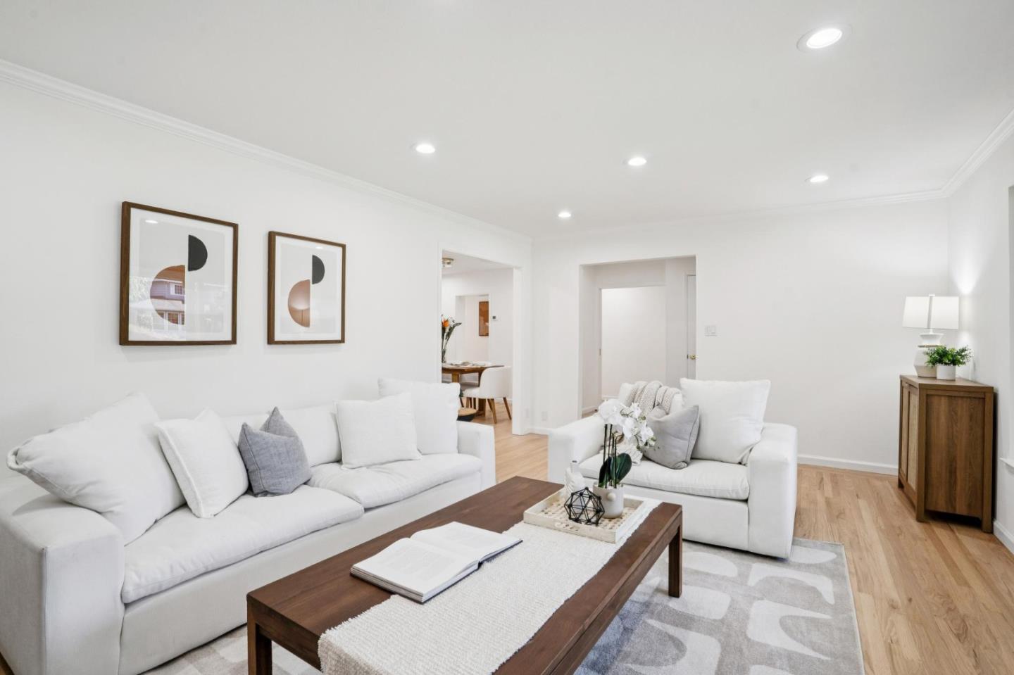 4893 Clarendon Drive