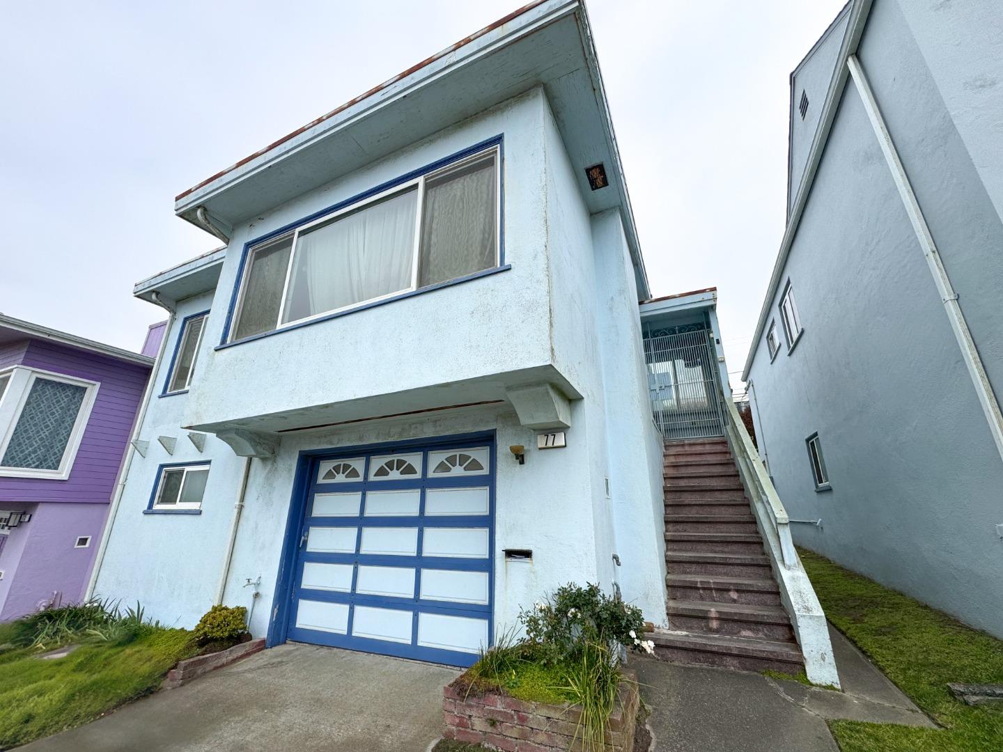 77 Seacliff Avenue
