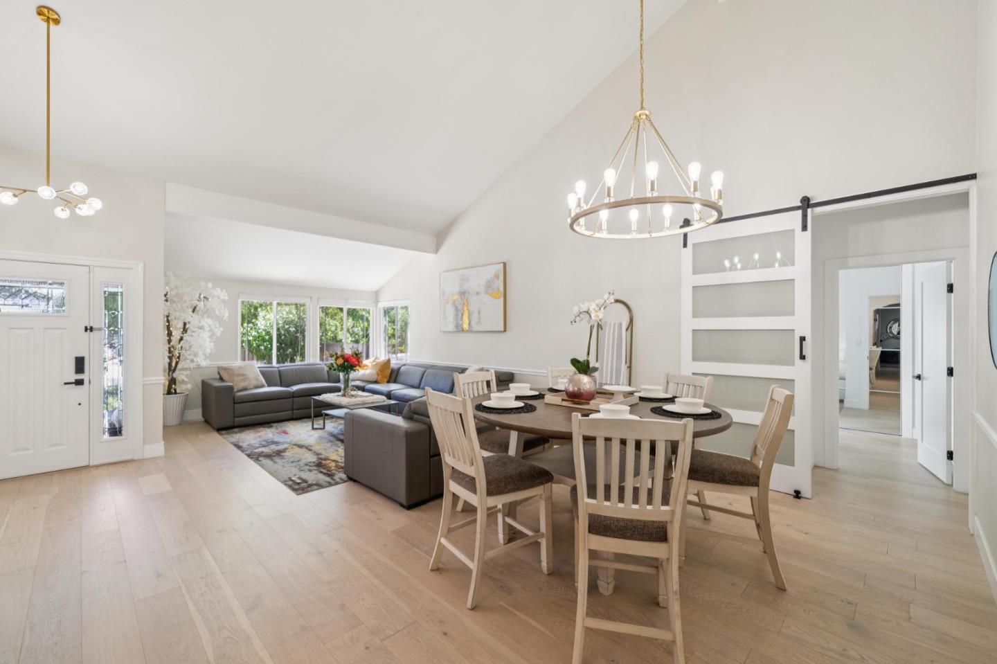 25 Hilltop CT