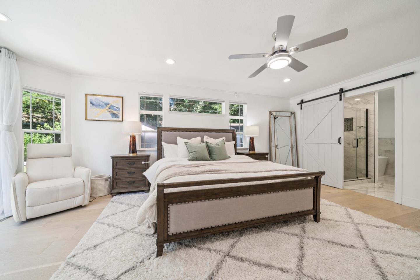 25 Hilltop CT