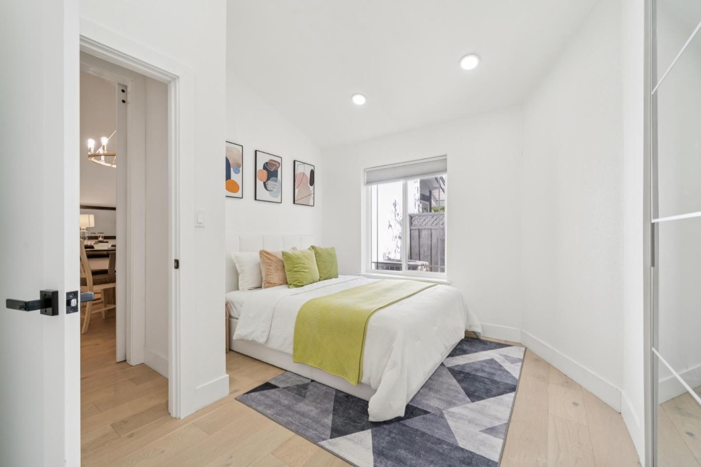 25 Hilltop CT