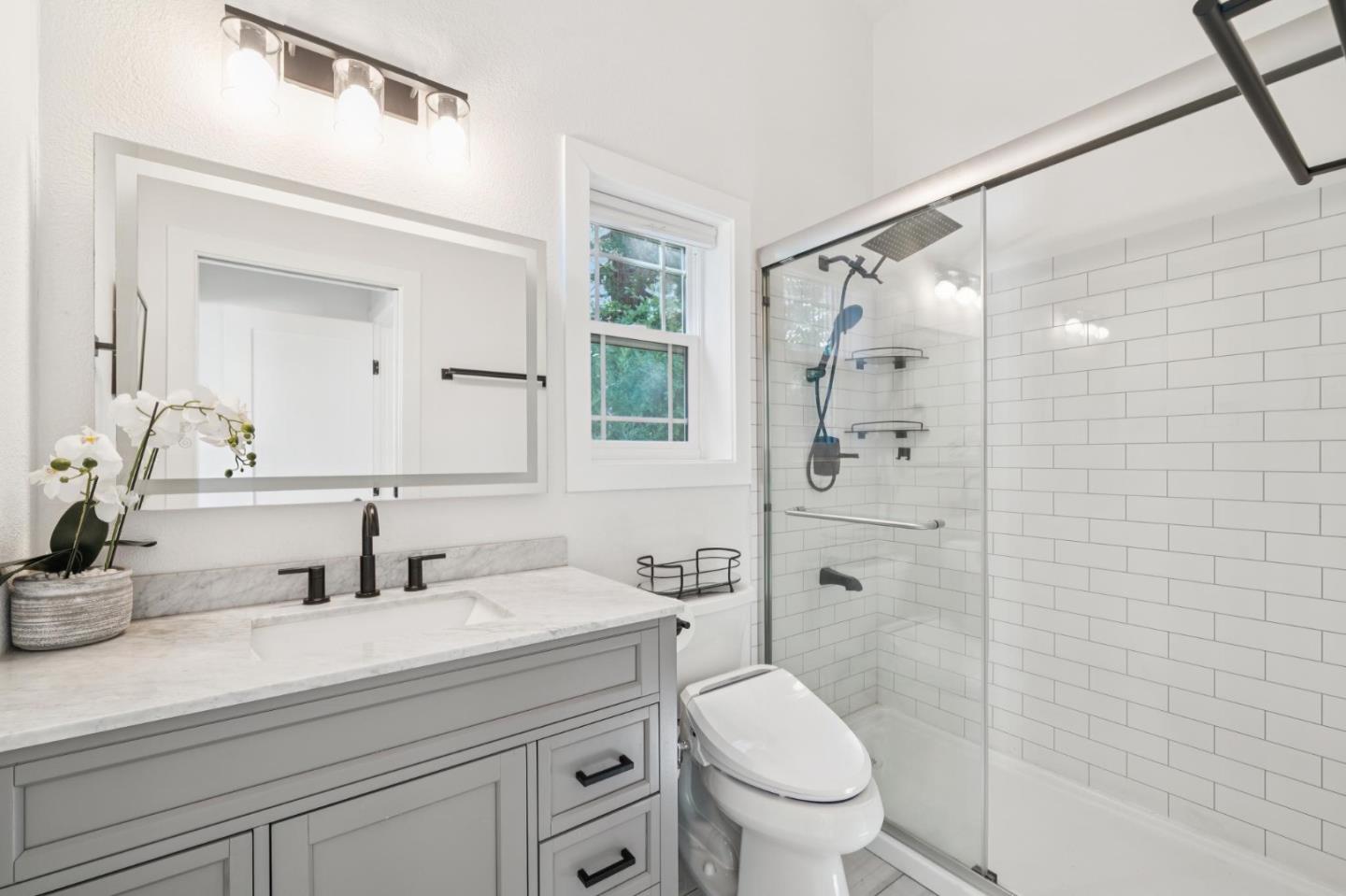 25 Hilltop CT