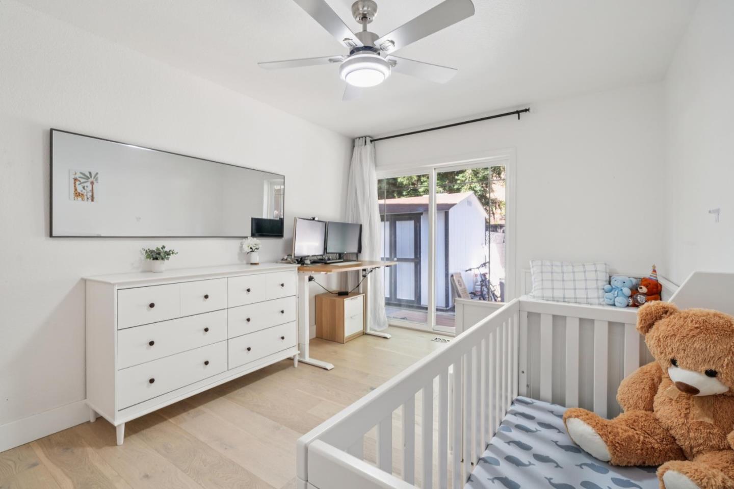 25 Hilltop CT