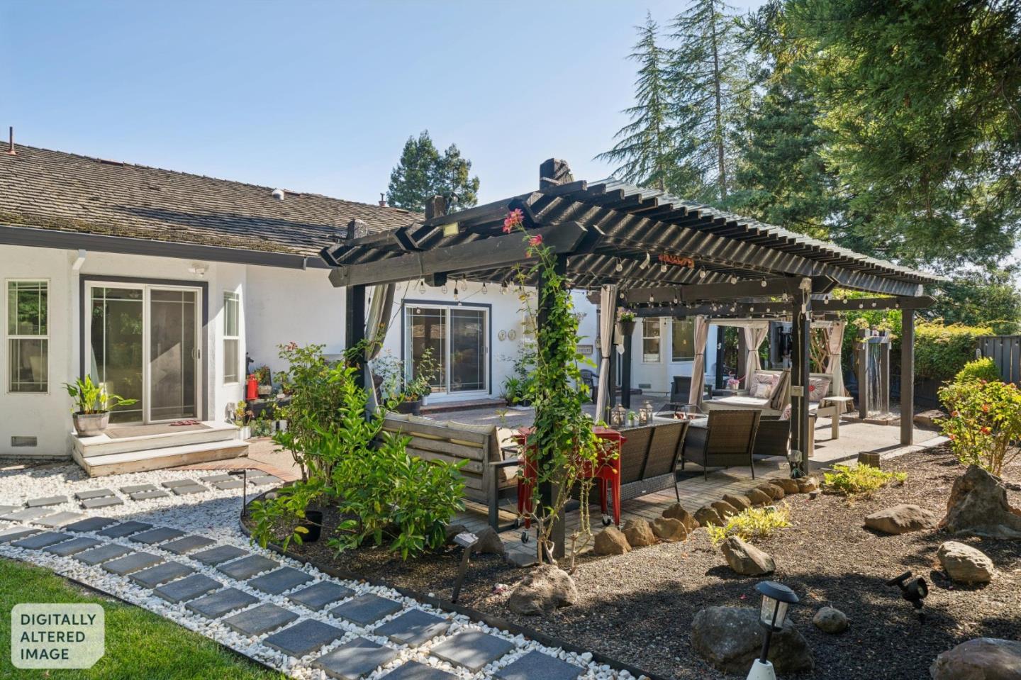 25 Hilltop CT