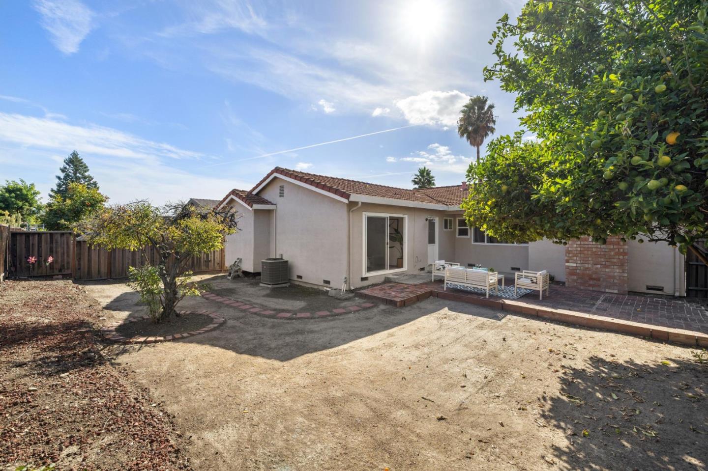 3158 Balmoral DR