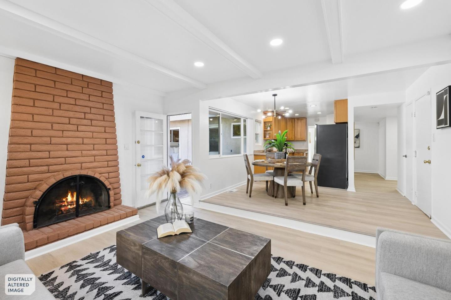 3158 Balmoral DR