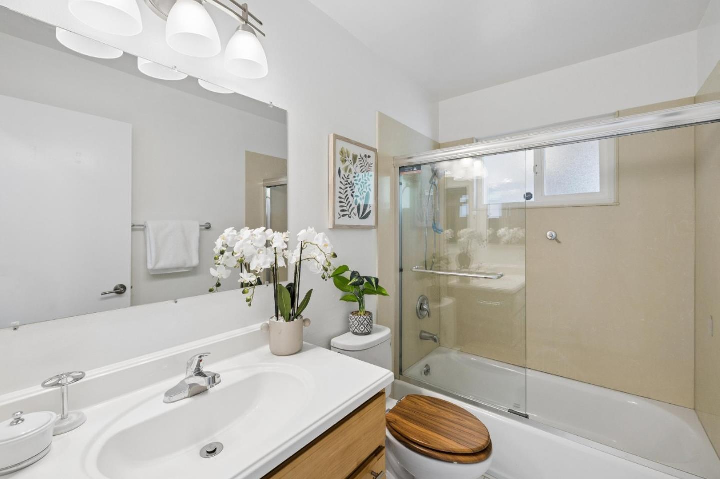 3158 Balmoral DR
