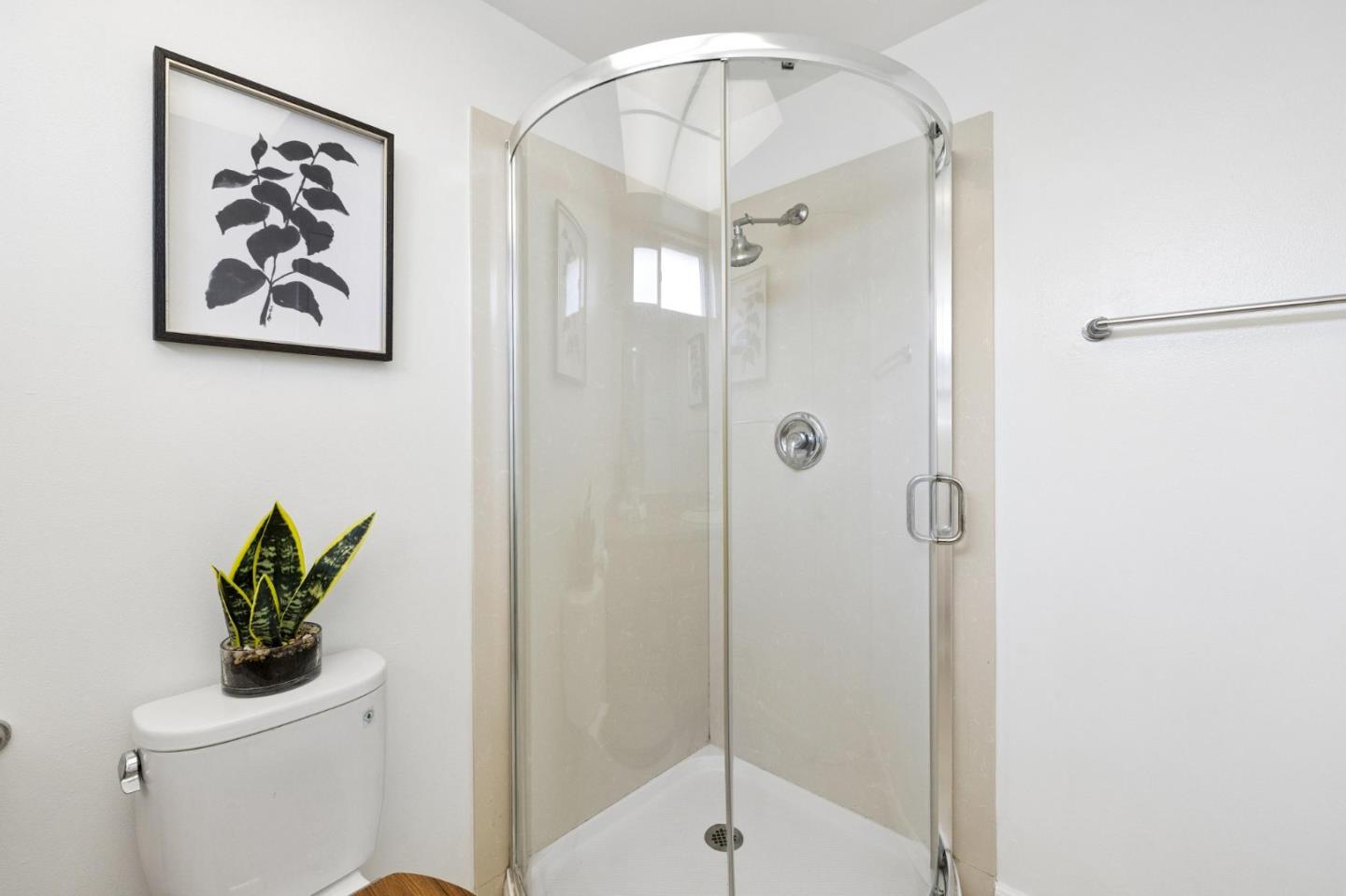 3158 Balmoral DR