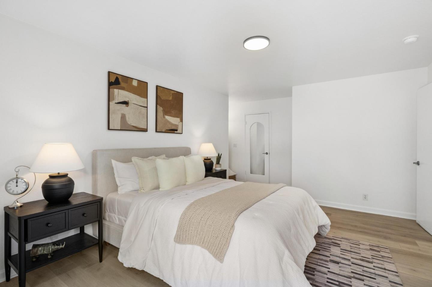 3158 Balmoral DR