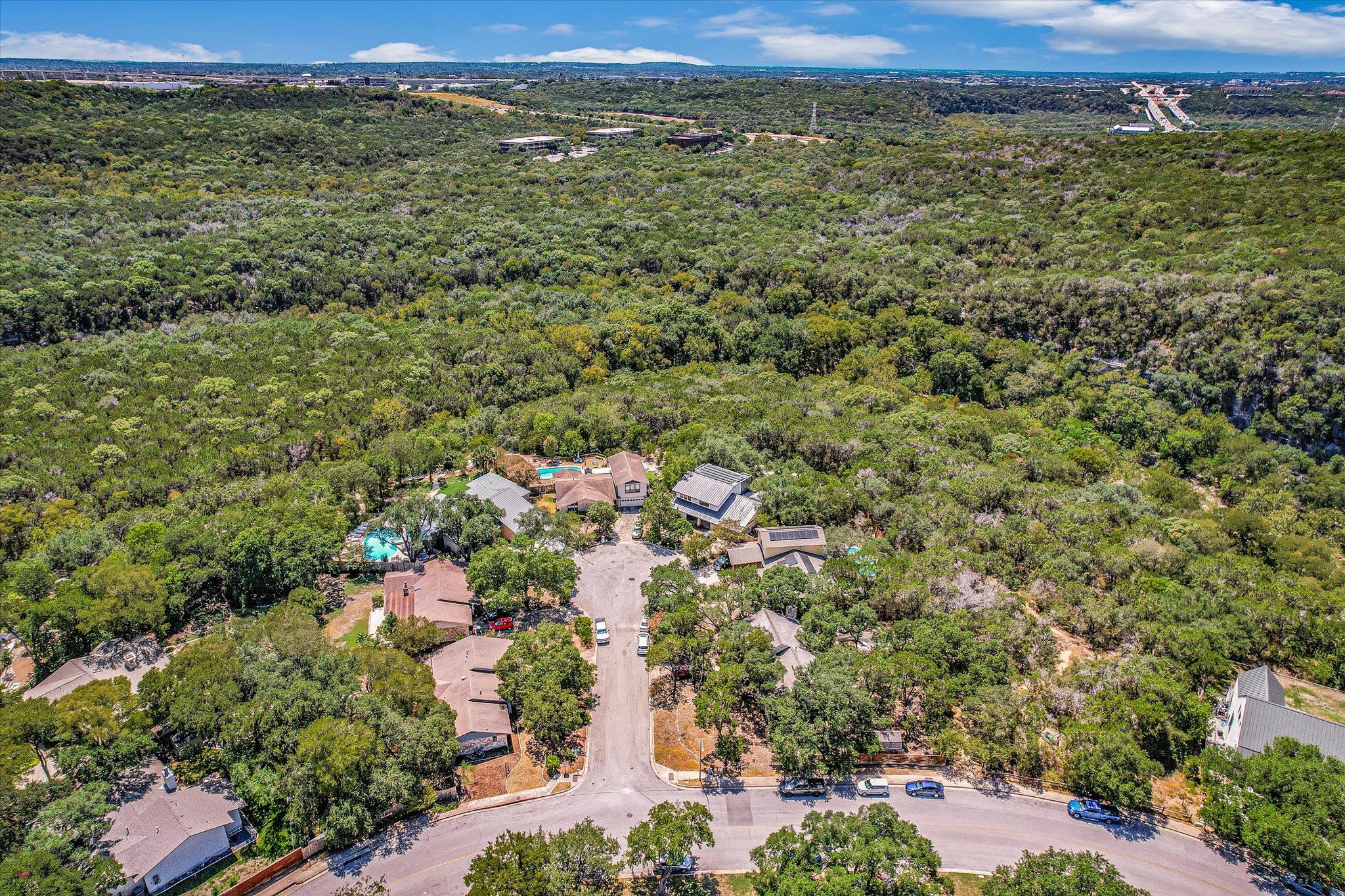 2801 HORSESHOE BEND CV