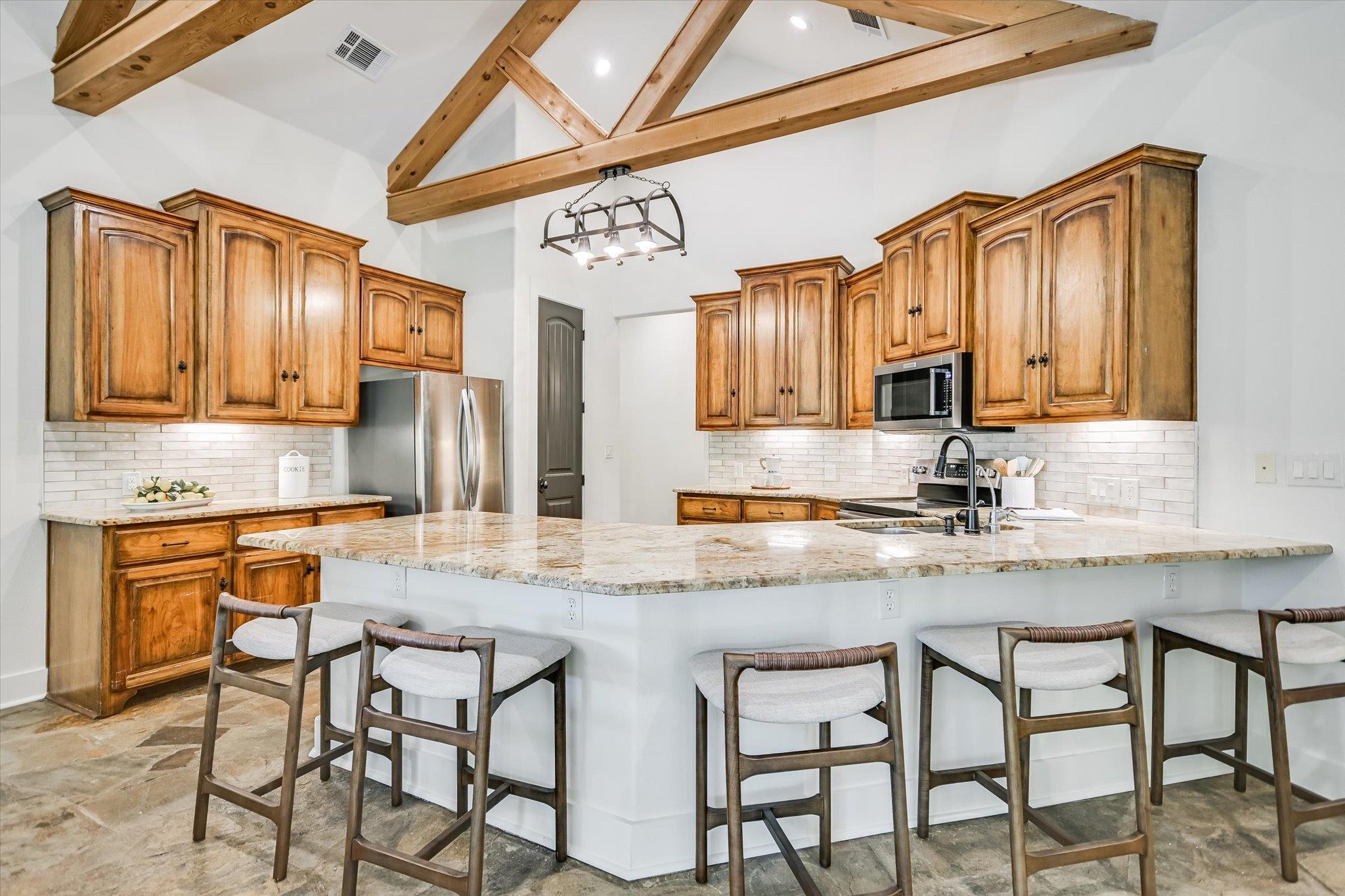 228 Neal DR