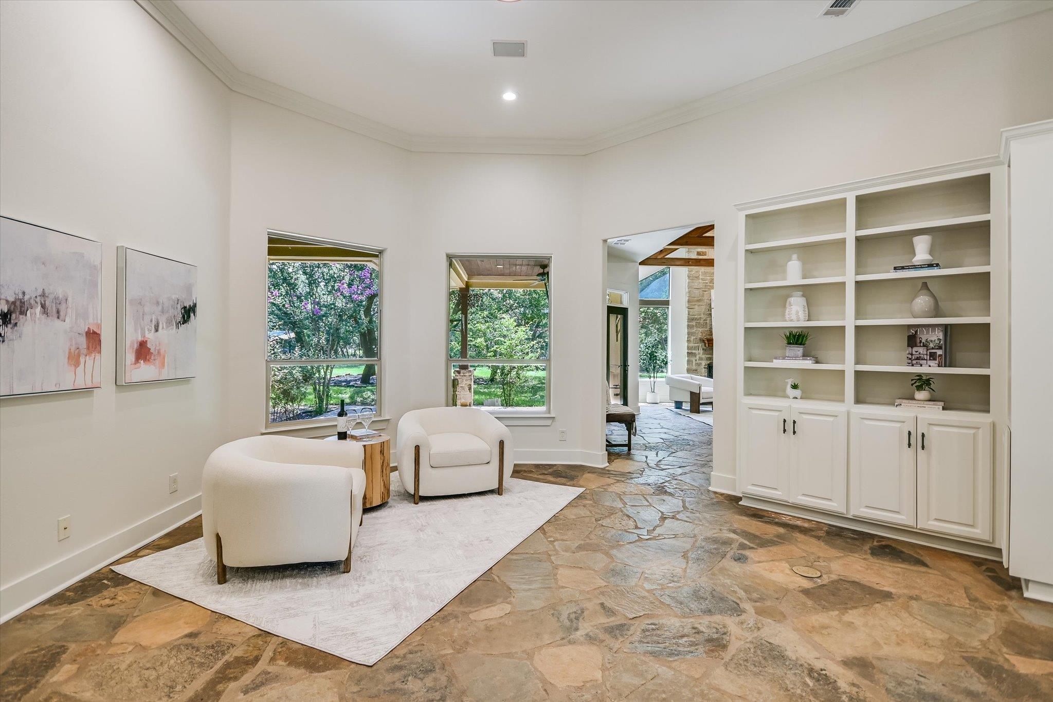 228 Neal DR