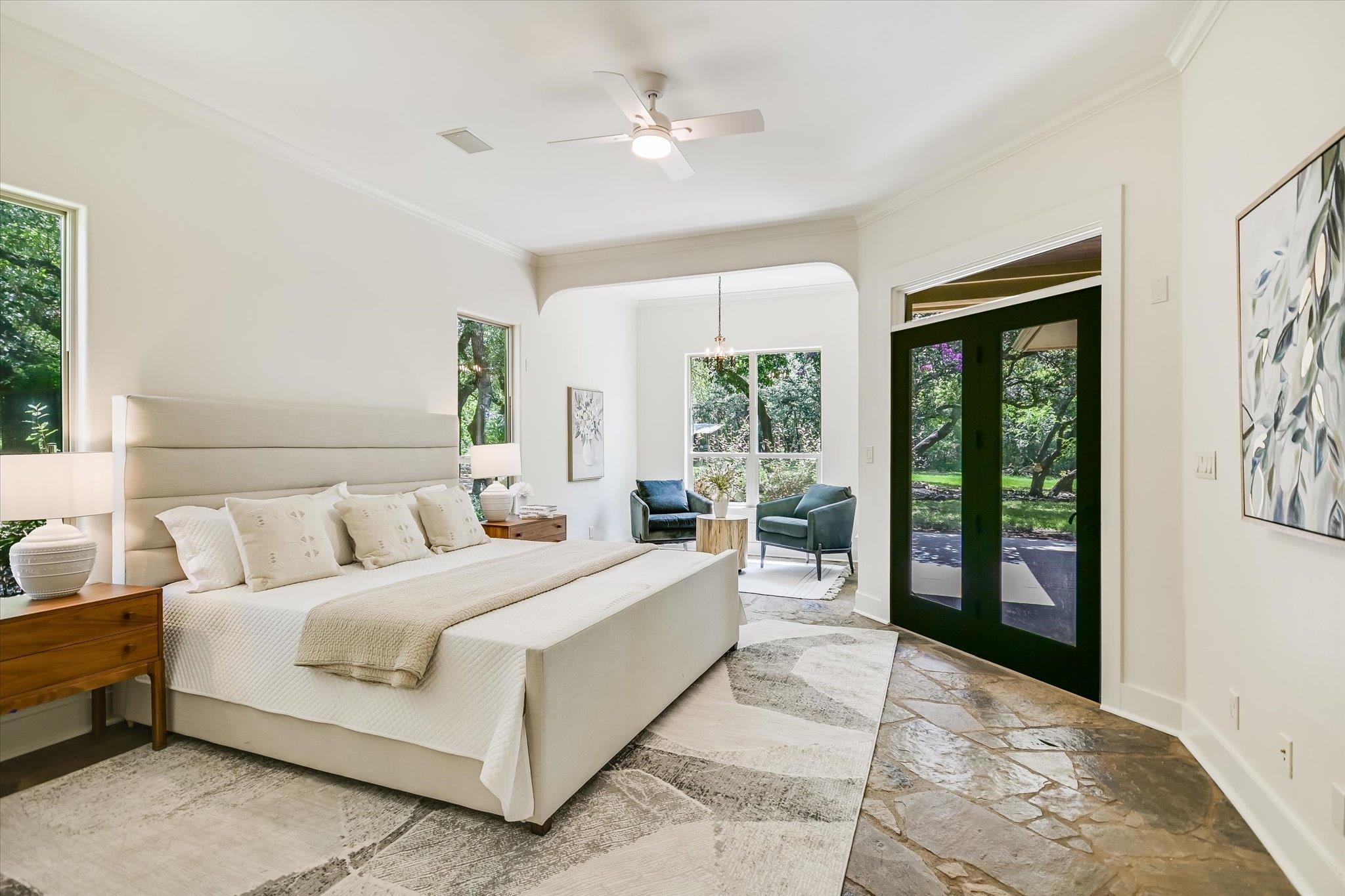 228 Neal DR