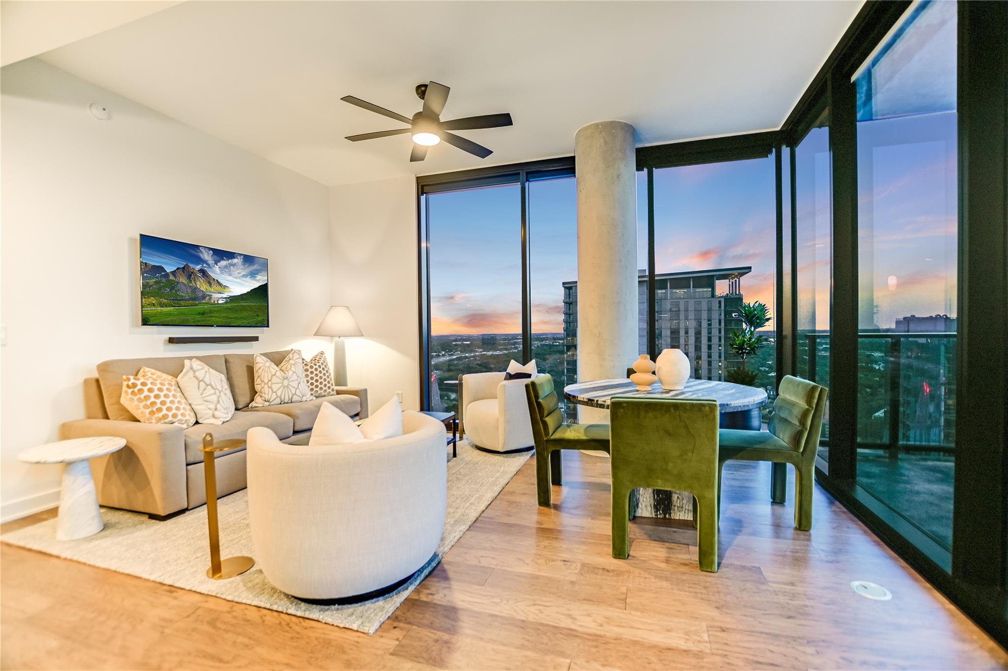 84 East Ave # 3909
