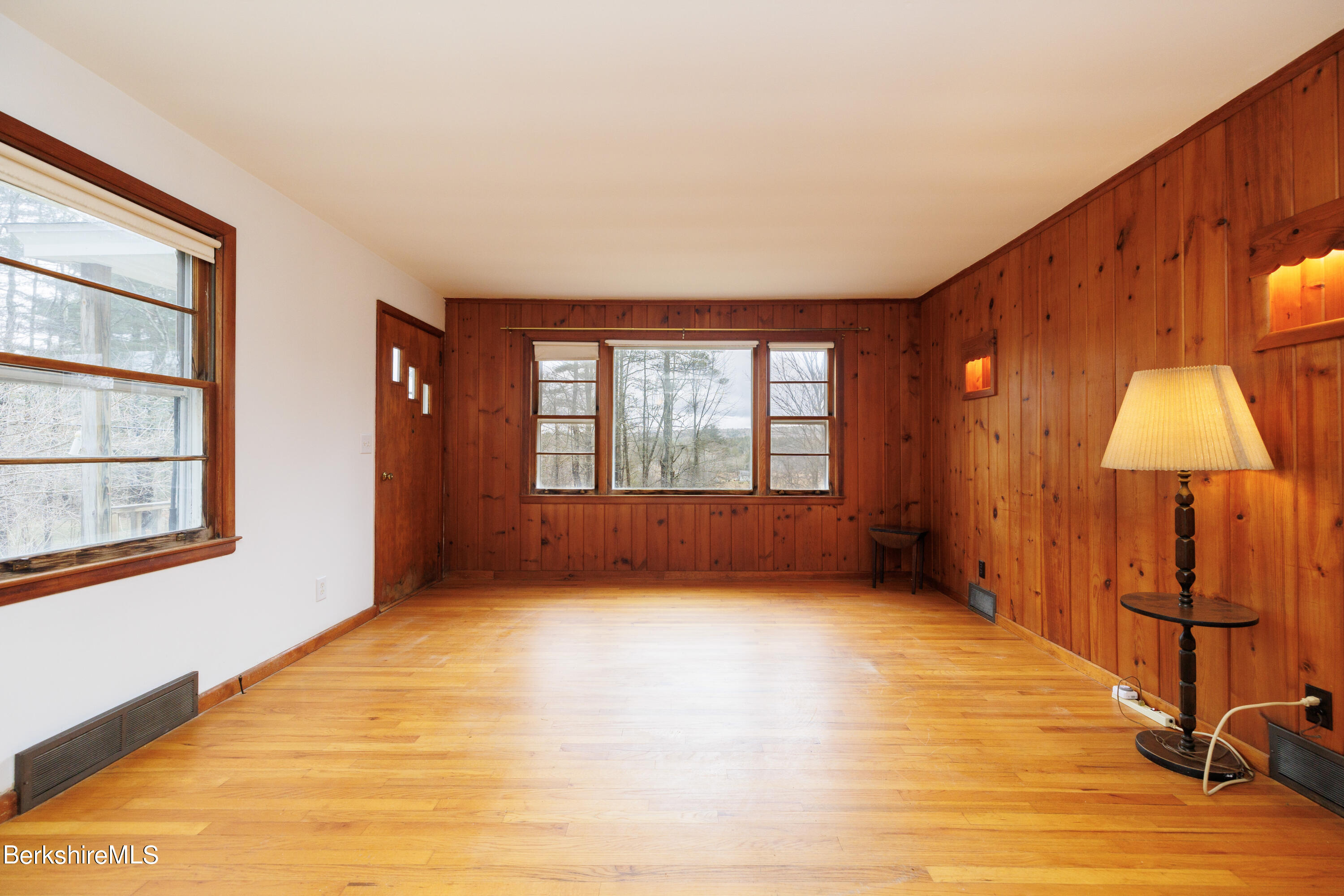 358 Mill River Southfield Rd