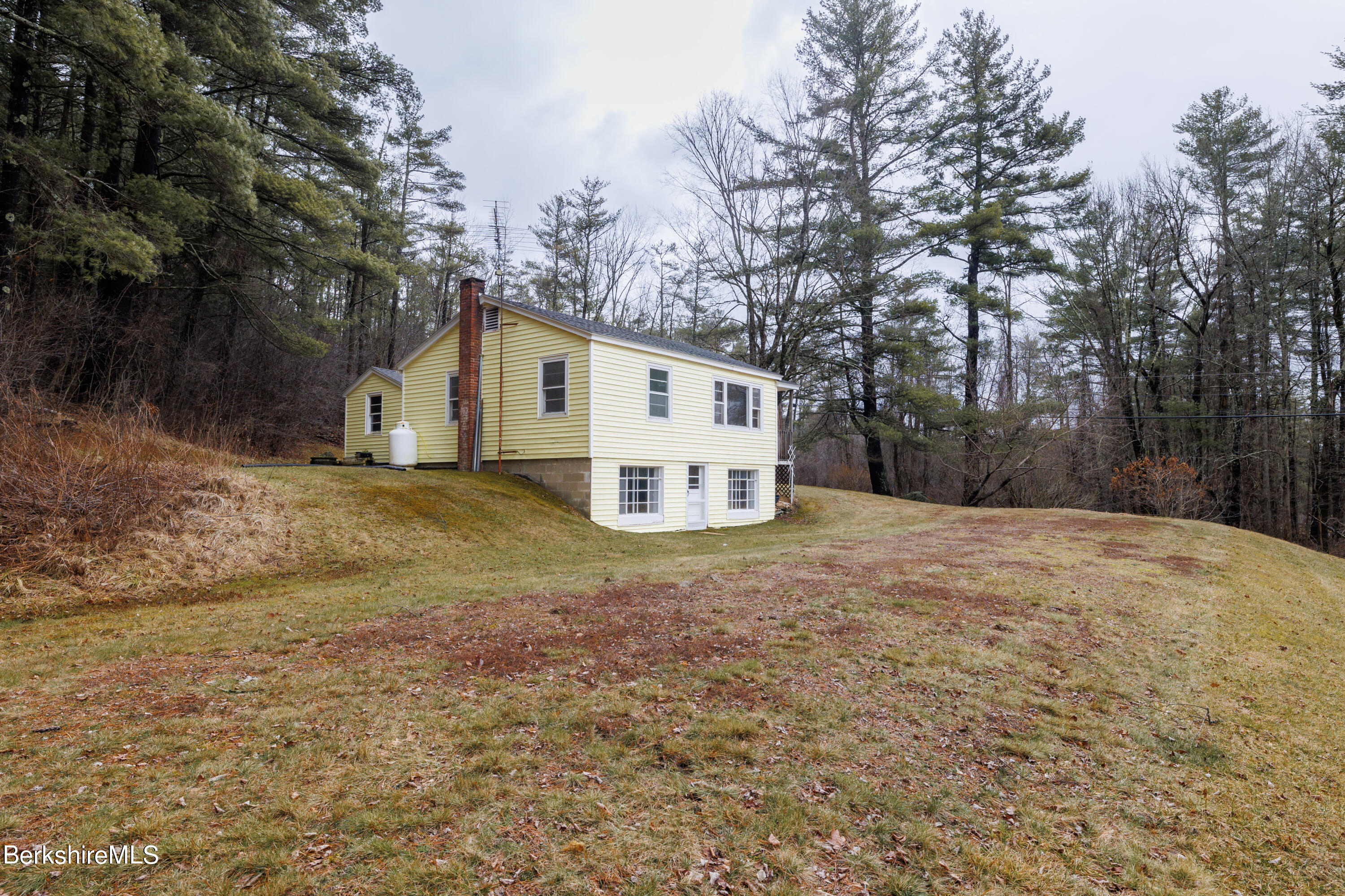 358 Mill River Southfield Rd