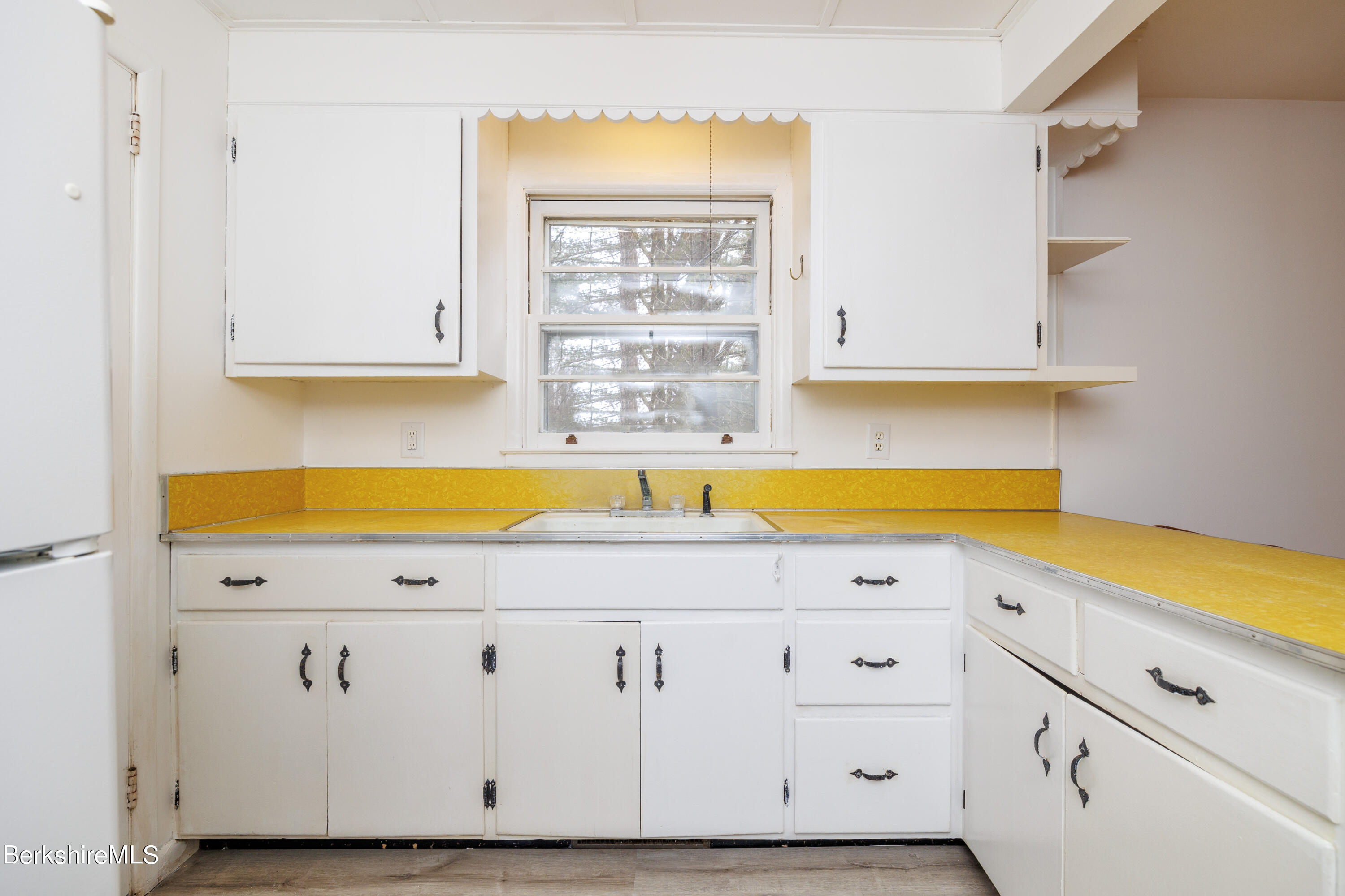 358 Mill River Southfield Rd