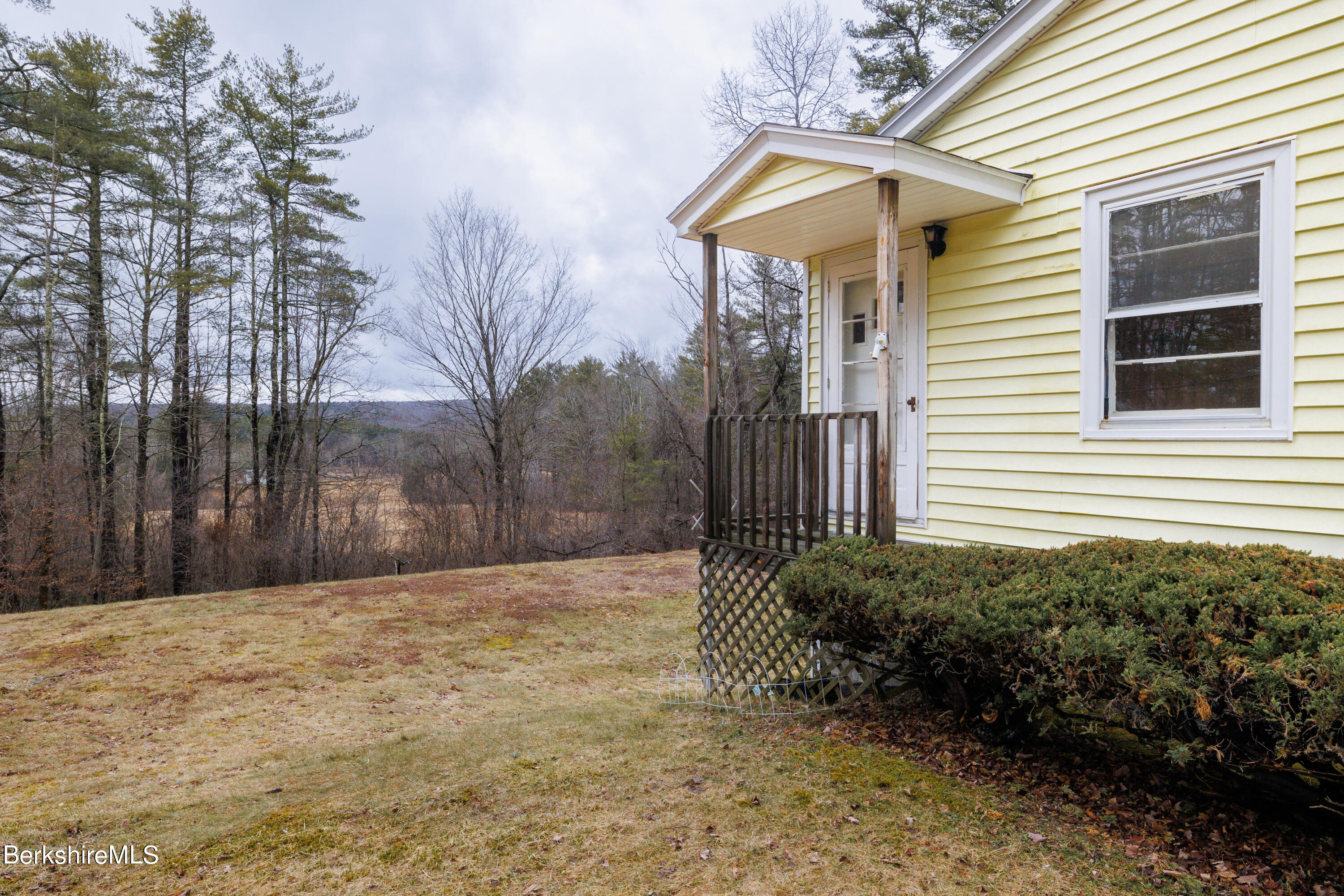 358 Mill River Southfield Rd