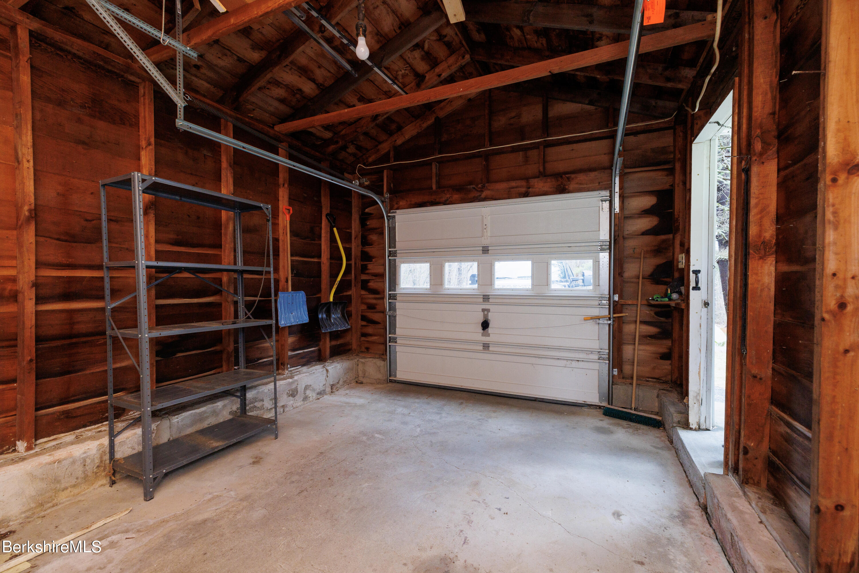 358 Mill River Southfield Rd