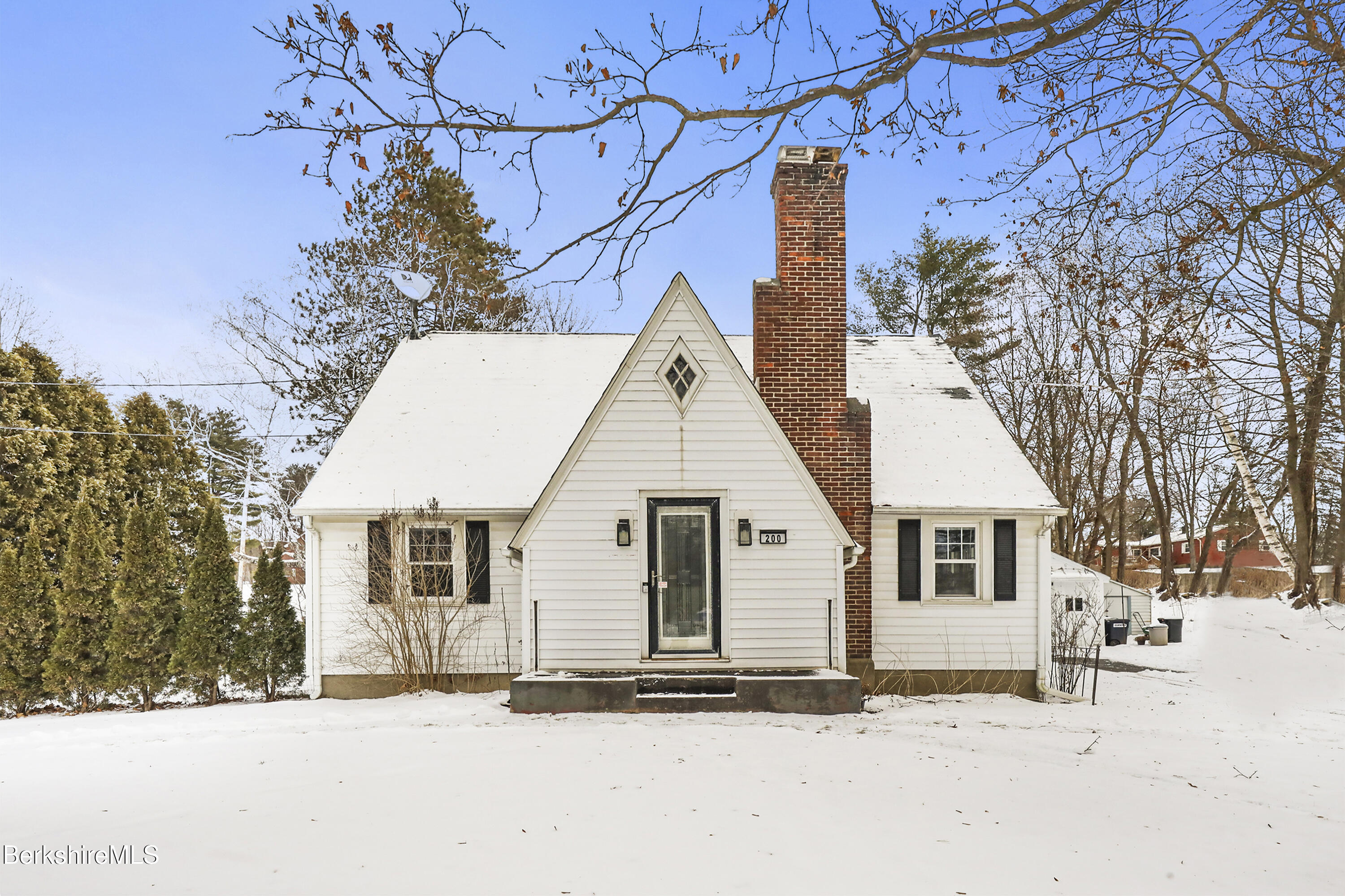 200 Cheshire Rd